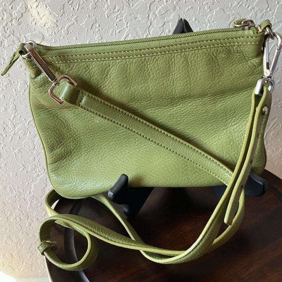 Calvin Klein: Light green 2 pocket crossbody- adjustable strap - Picture 10 of 16